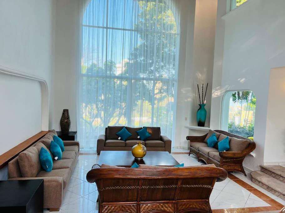 Villa Martha Garza Blanca - Heated Pool, Chef & Full Staff Included Puerto Vallarta Exterior foto